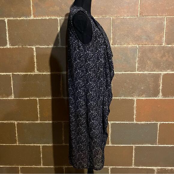 H&M Divided Open Front Ruffle Waterfall Sleeveless Duster Vest Women's 2 - Picture 4 of 8